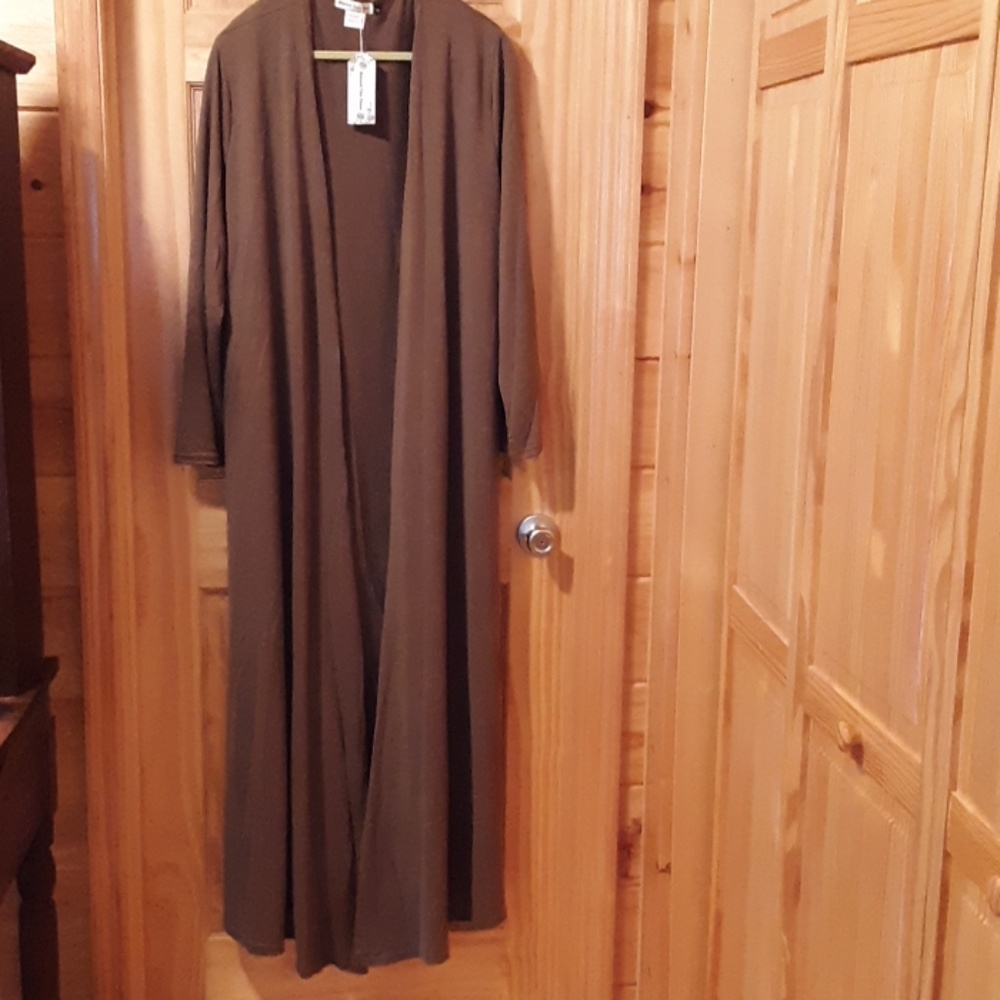 Duster jacket with pockets and side slits